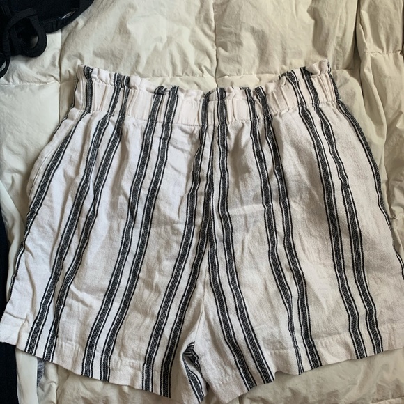 dress shorts - Picture 2 of 3